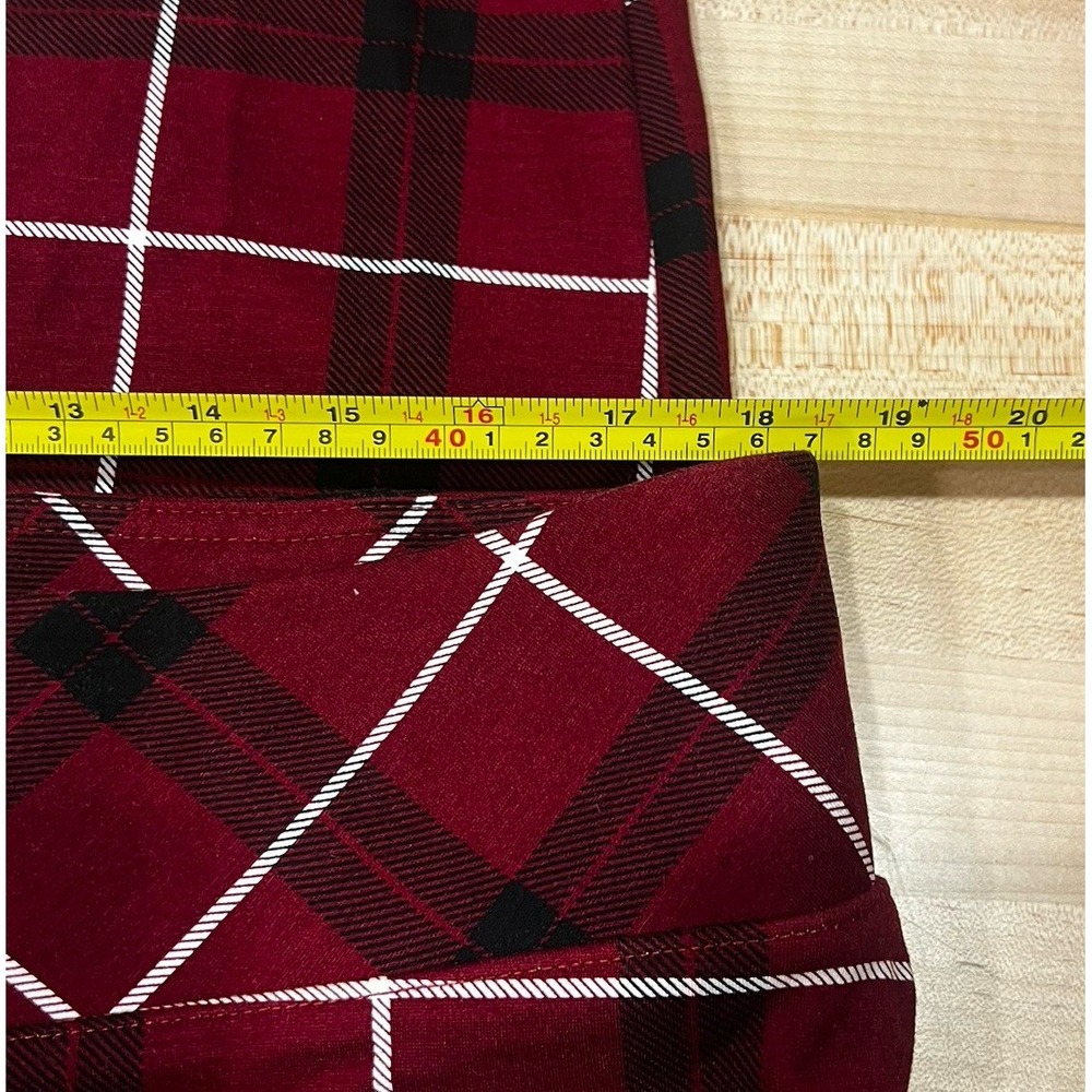 Torrid Pixie Pull On Crop Red Ponte Plaid Legging… - image 8